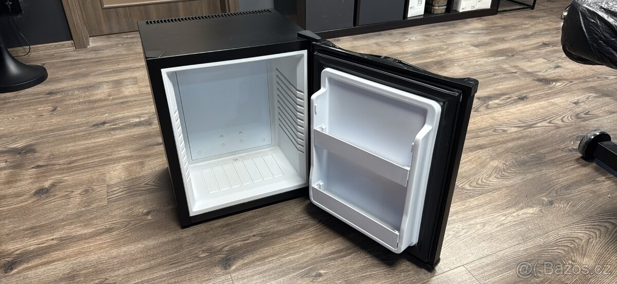Mini lednice Guzzanti GZ 28 - 2