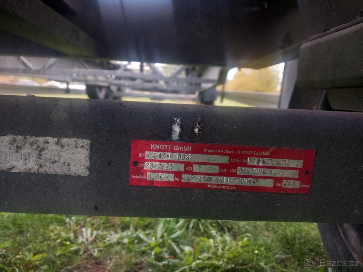 Vlek autoprepravnik plato autovlek prives na tocne rok.2019 - 2