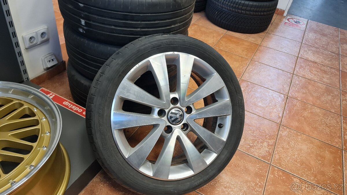 Alu kola Vw 17 5x112 disky R17 Volkswagen originál elektrony - 2