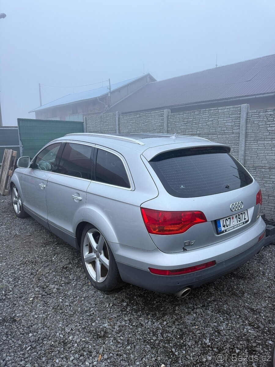 Audi Q7 4.2tdi 240kw Sline 2009 - 2