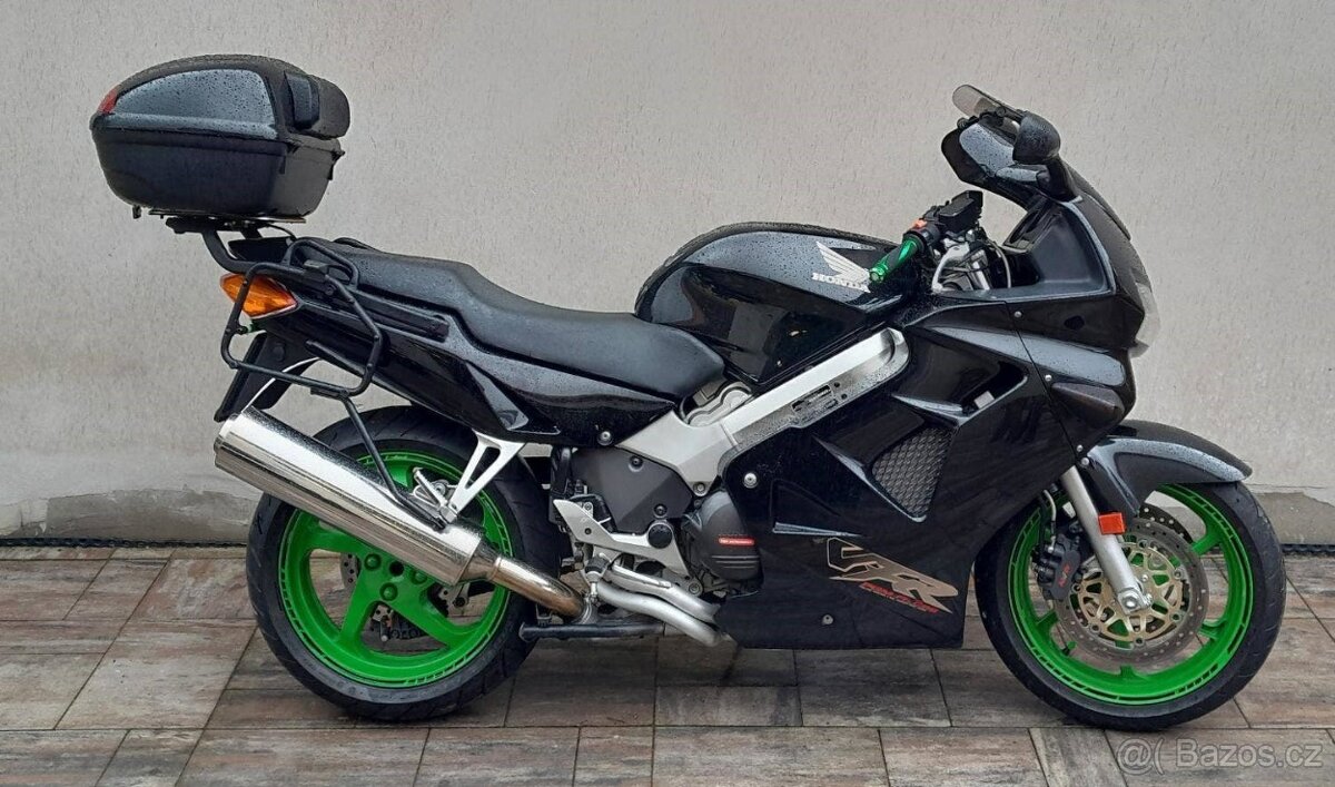 Honda VFR 800 FI, výborný stav, po velkém servisu, SLEVA - 2