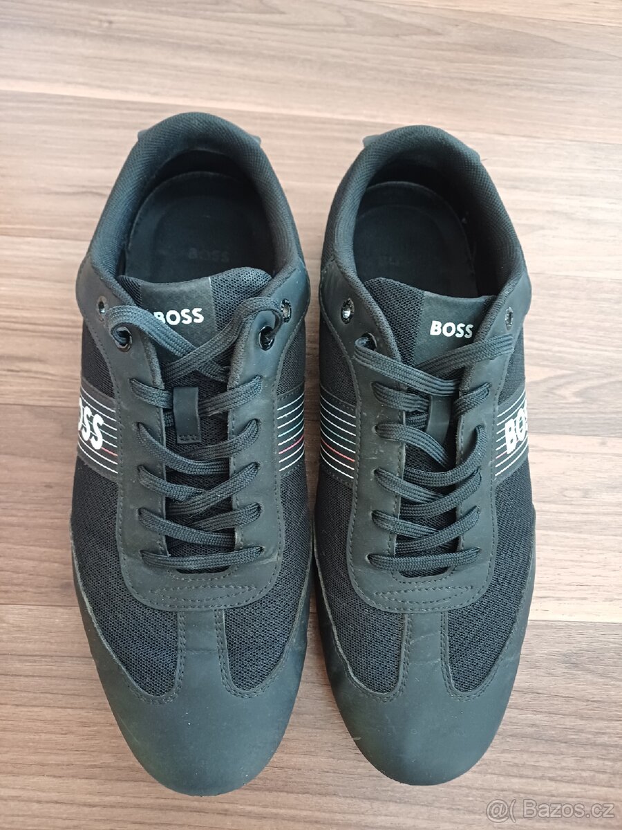 Hugo Boss originál vel.44 - 2