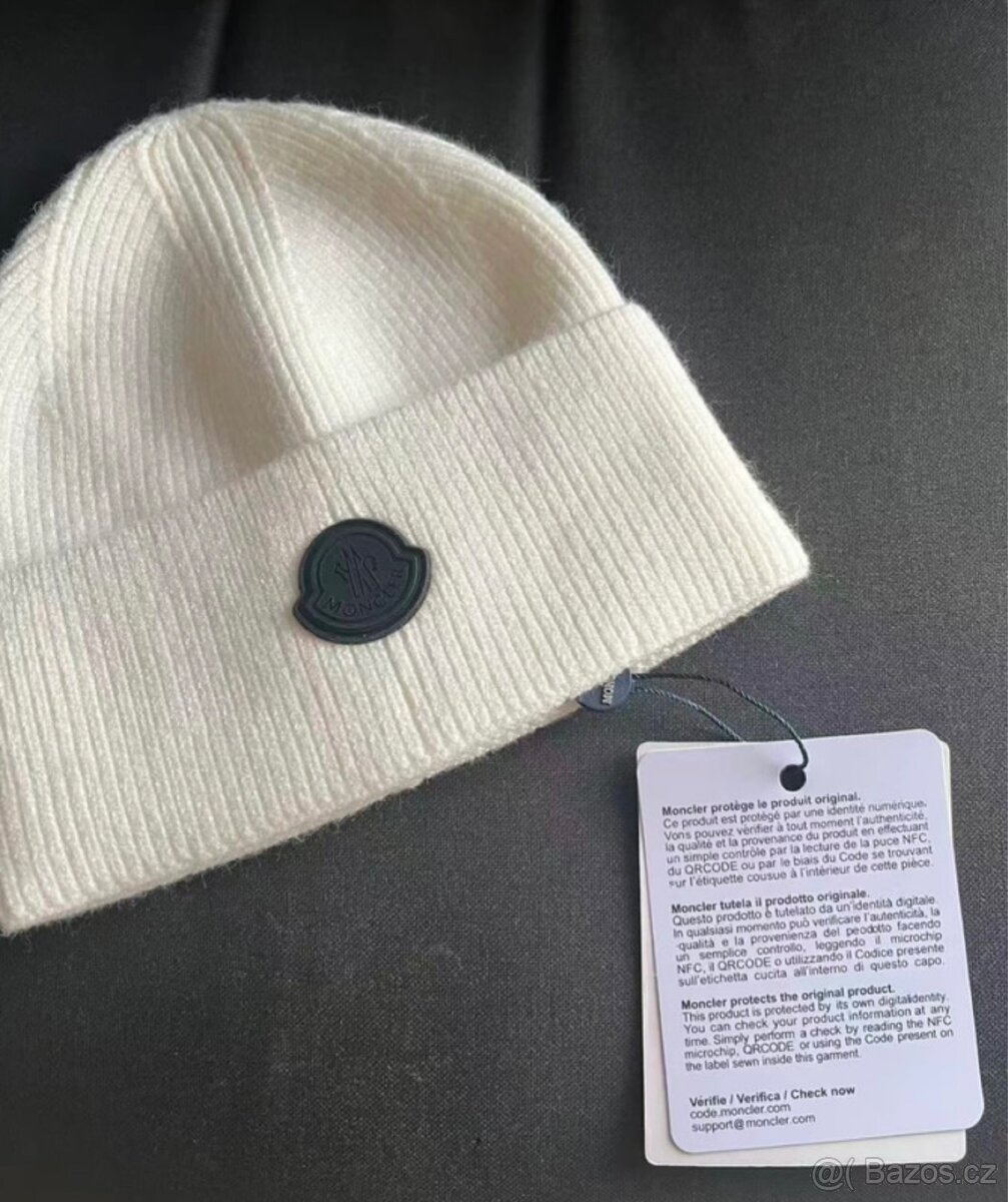 Nová zimní čepice Moncler - 2