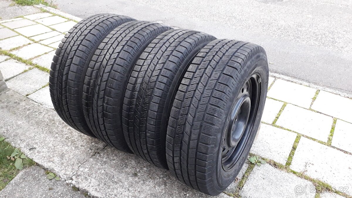 Disky plechove+zimí pneu Pirelli 215/65R16 - 2