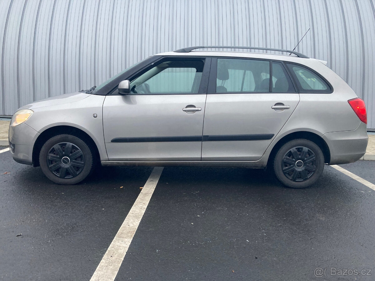 Škoda Fabia 2 combi, 2009, 1.4 16v, Nová TK - 2