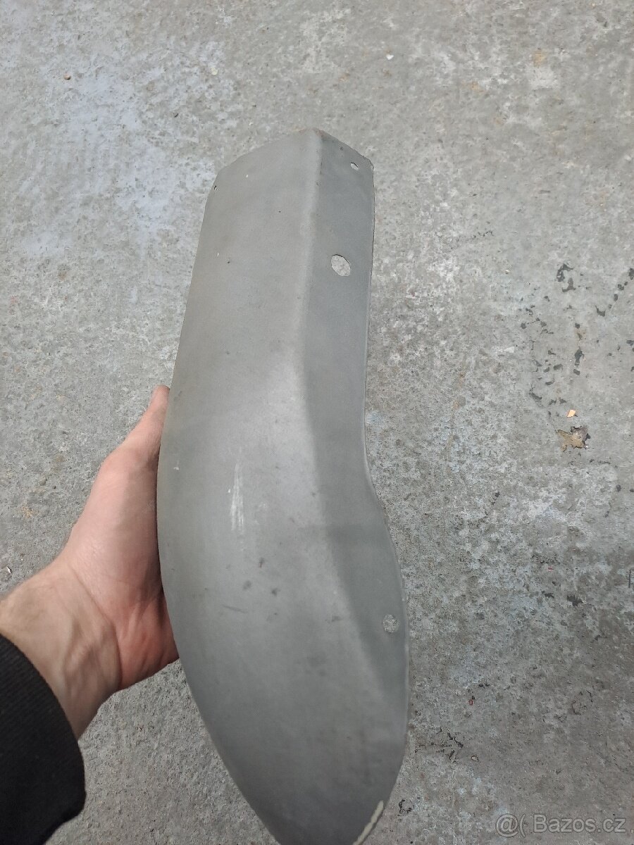 Cz 175 501, 502 skutr prase, opiskovany naraznik - 2