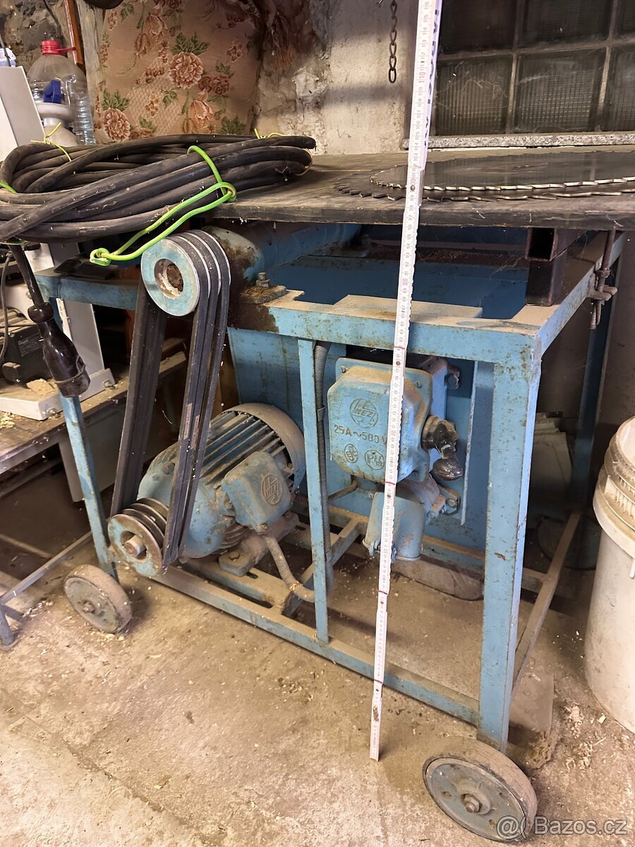 Cirkulárka (ez kolíbky), dobrý stav. - 2