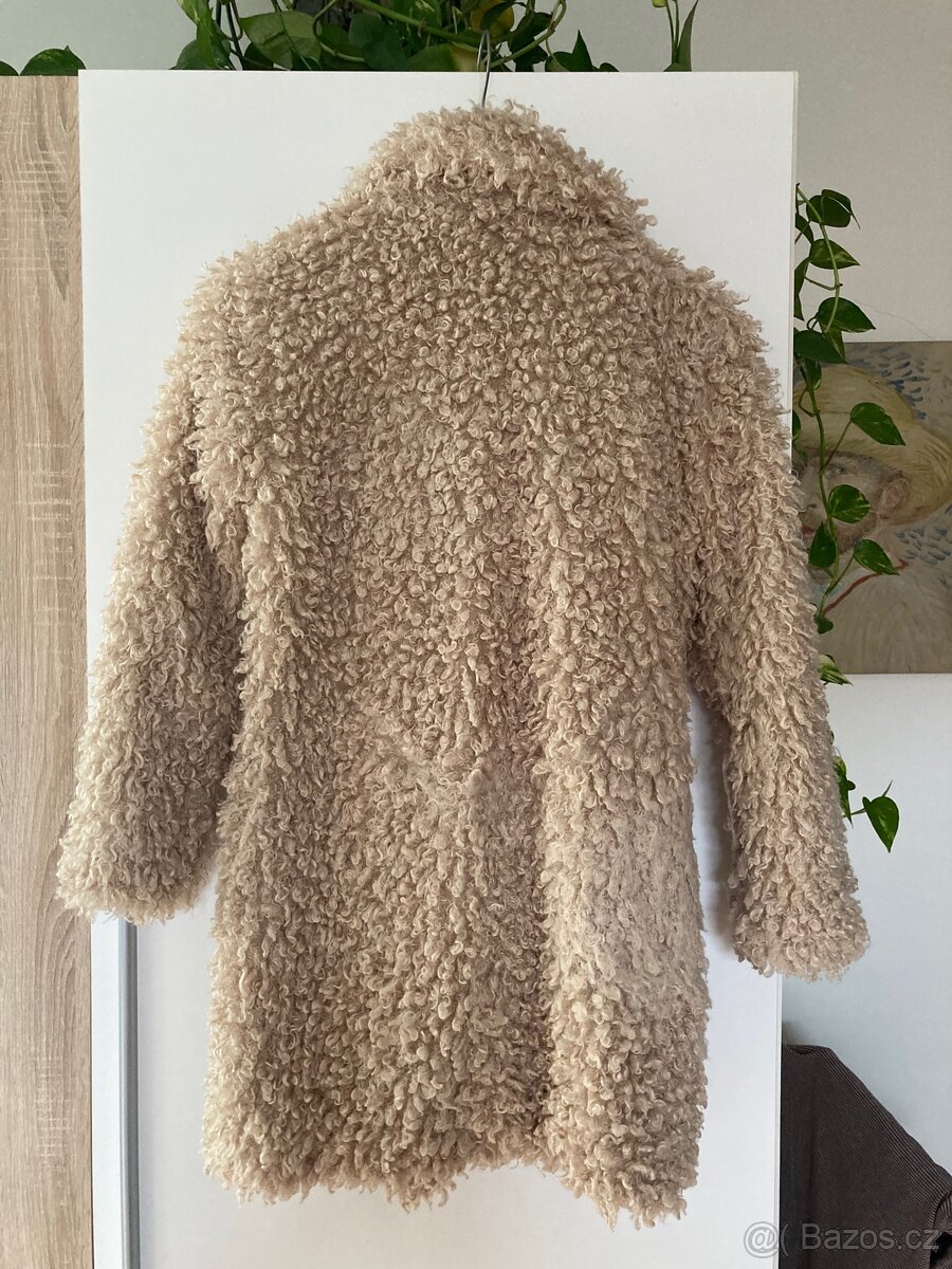 Plyšový kabát M&Co vel. S - 2