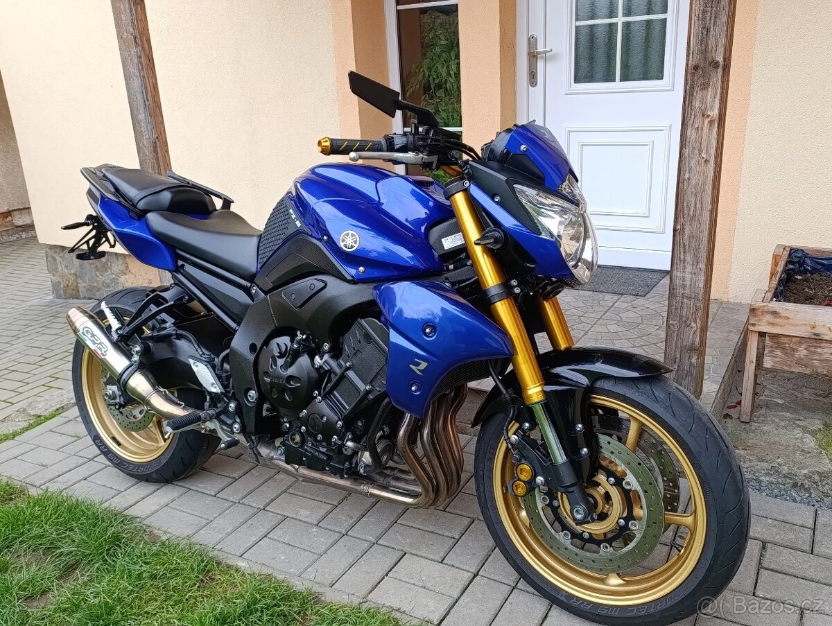 Yamaha FZ8 - 2
