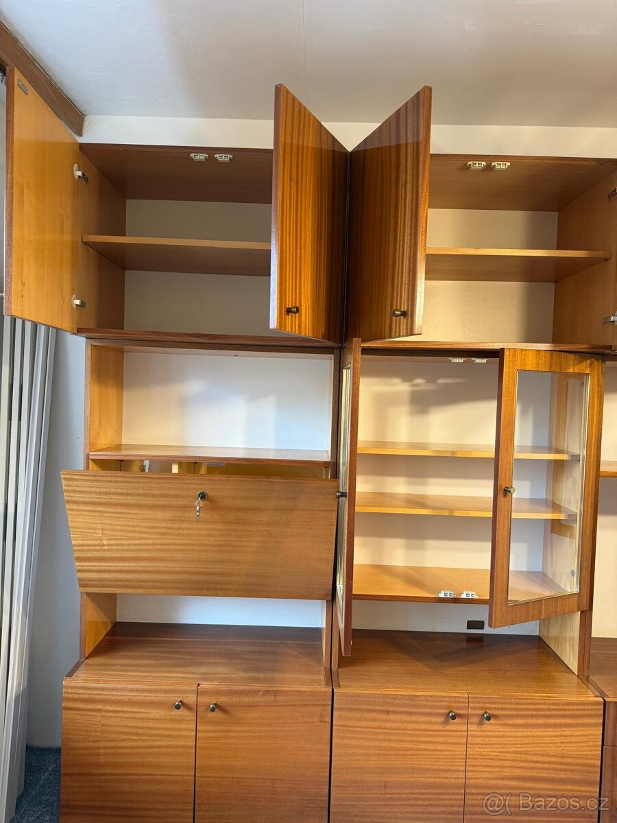 Obývací stěna - 2