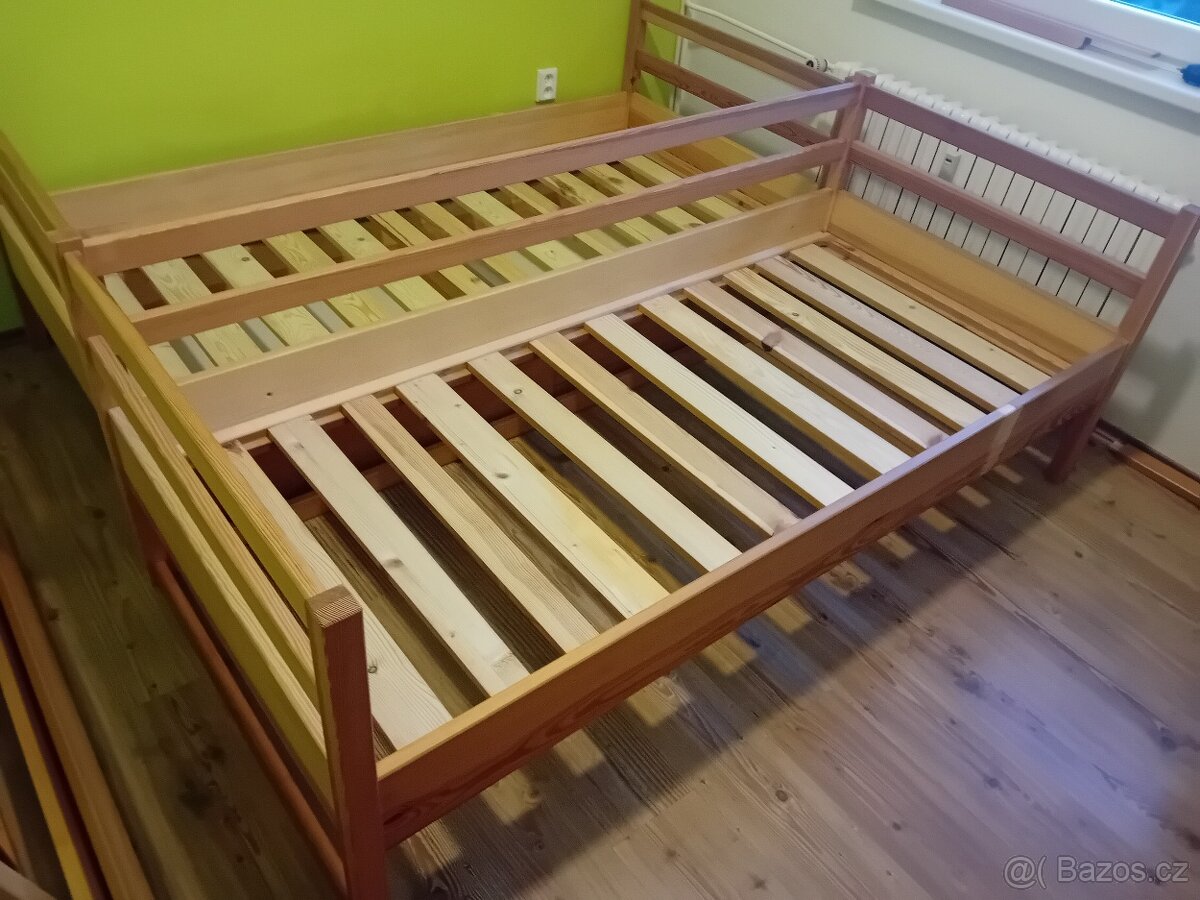 Postele z masivu - borovice - 2