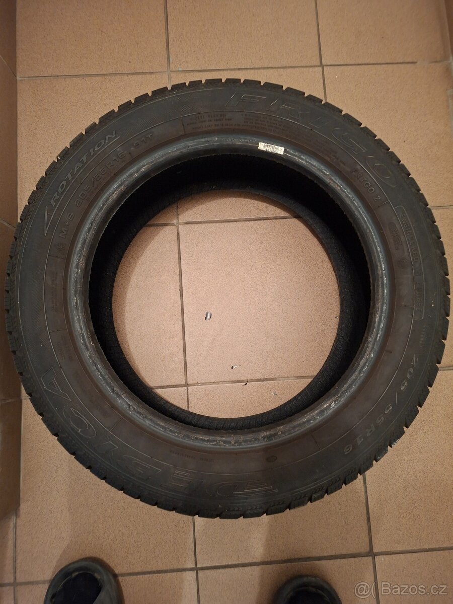 Pneu celoroční - 2
