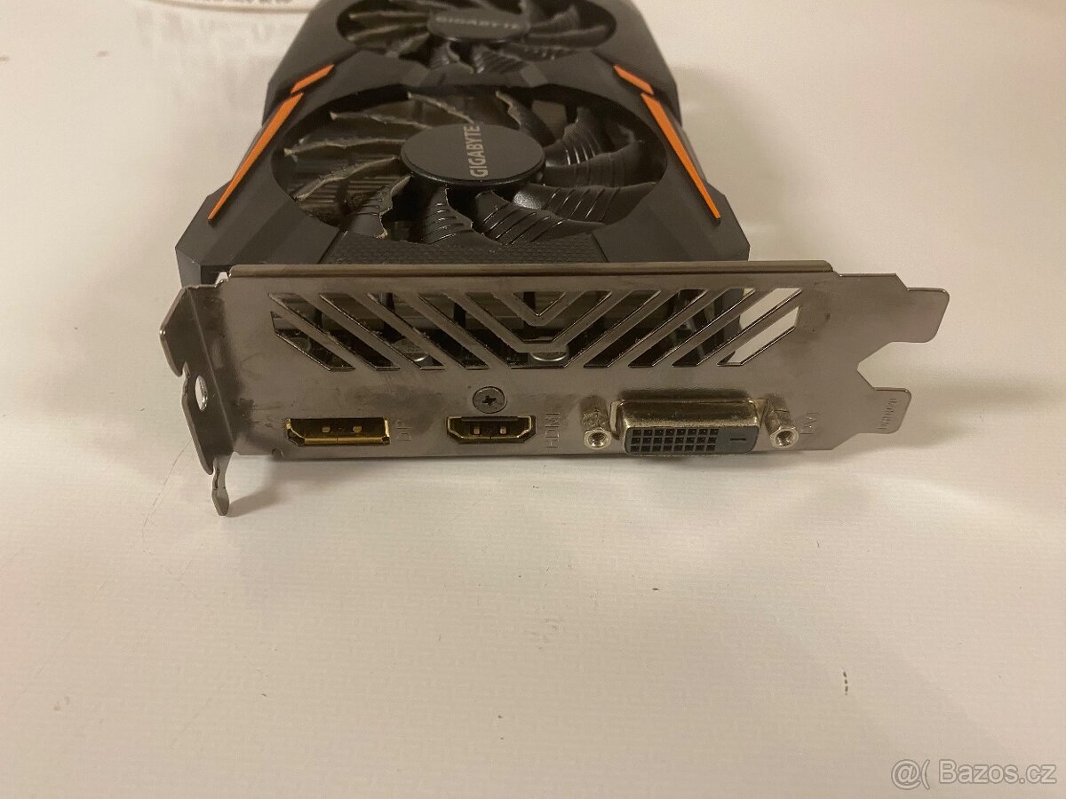 Gigabyte gtx 1050ti 4gb - 2