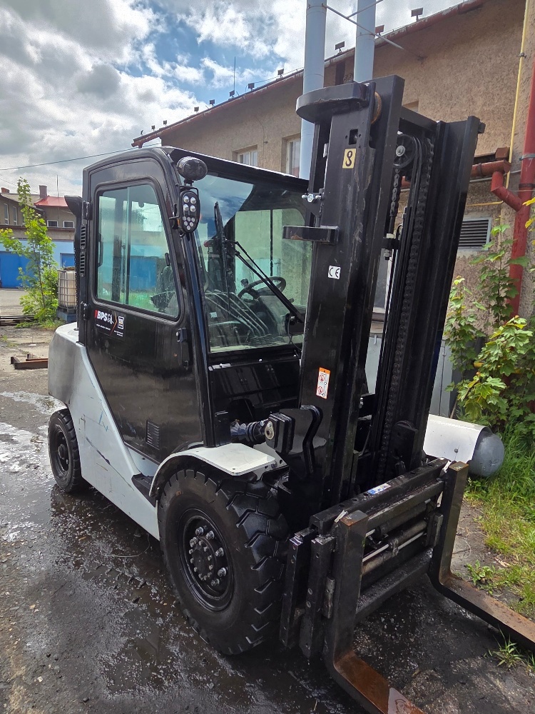 HC Hangcha CPCD40 - 2