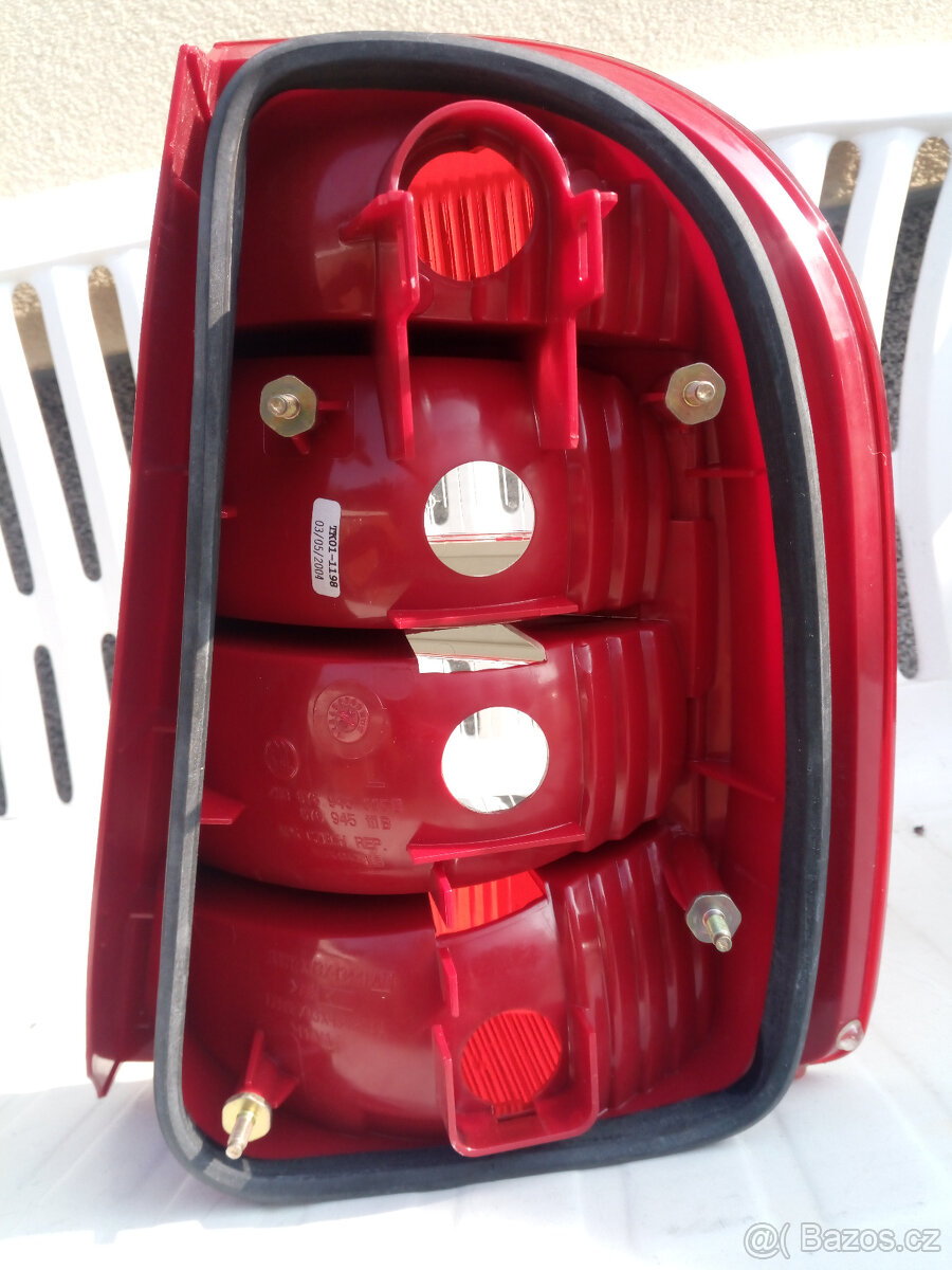zadní levá lampa Fabia - 2