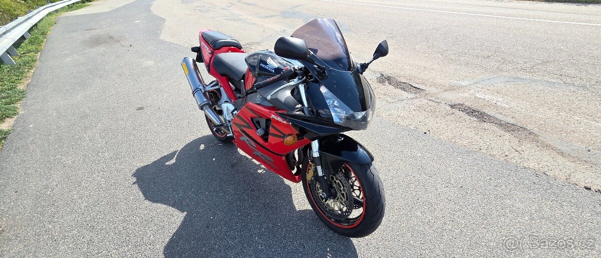 Honda CBR 954 Fireblade - 2