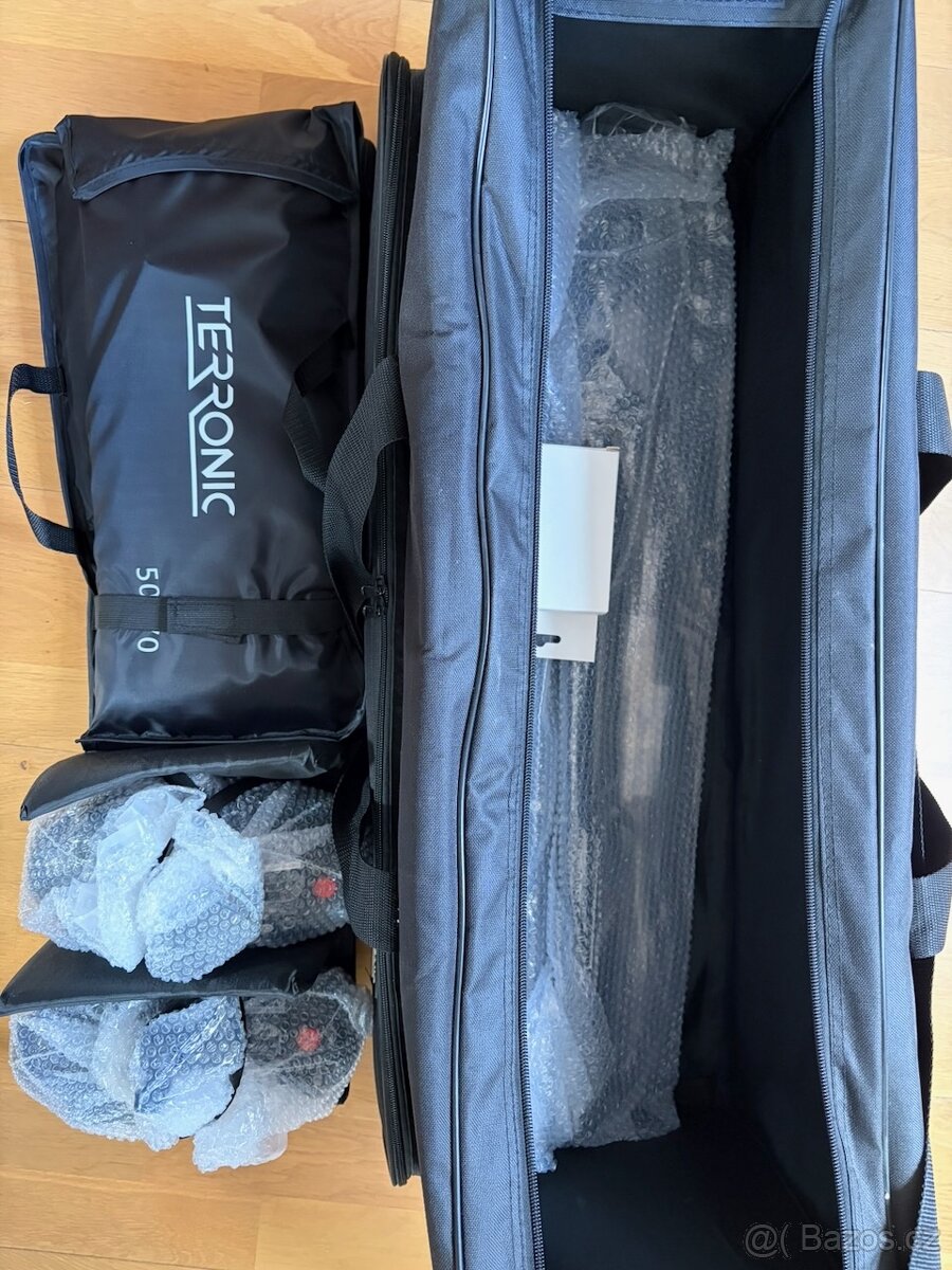 Sestava studiových blesků Terronic Basic 300RF, odpalovač - 2