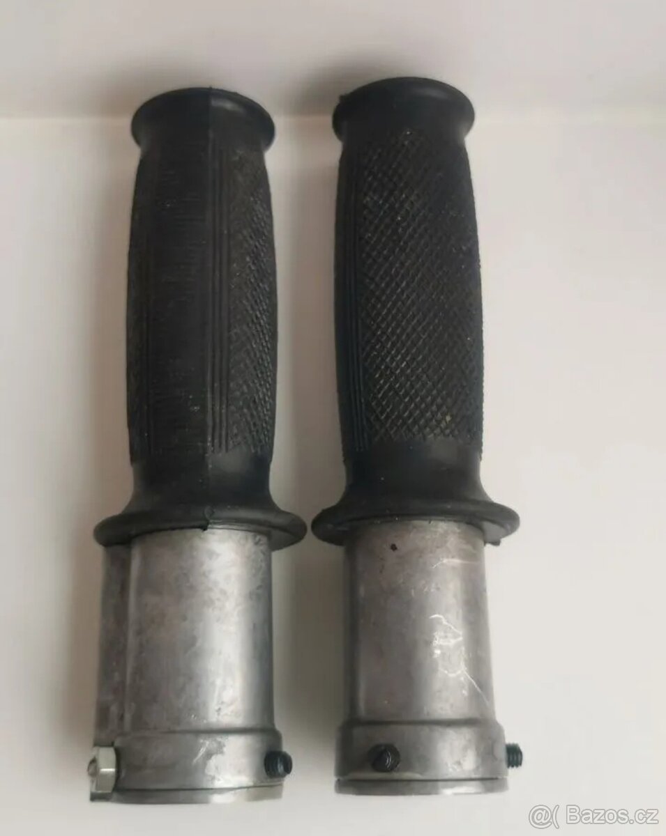 Řidítka rukojeť plynů rukojeť gumová M72 Dněpr Ural K750 - 2