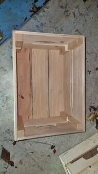 prodám dřevěné bedýnky - 2