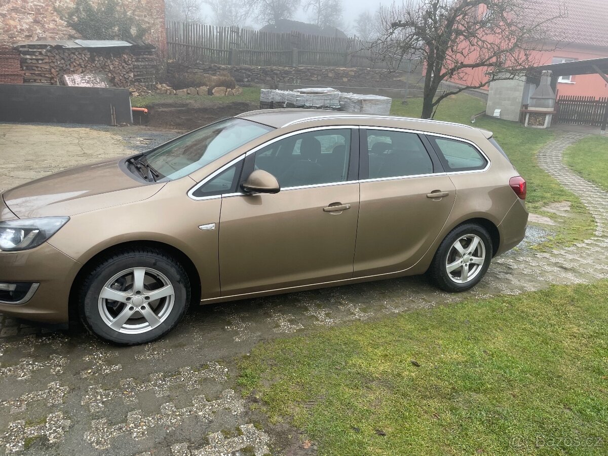 Opel Astra 2.0 CDTI 121kw - 2
