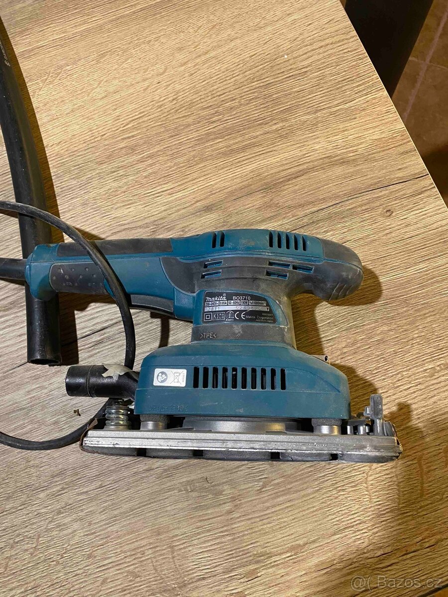 Makita vibrační bruska - 2