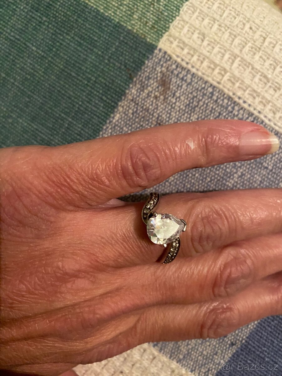 nádherný stříbrný prsten - 2
