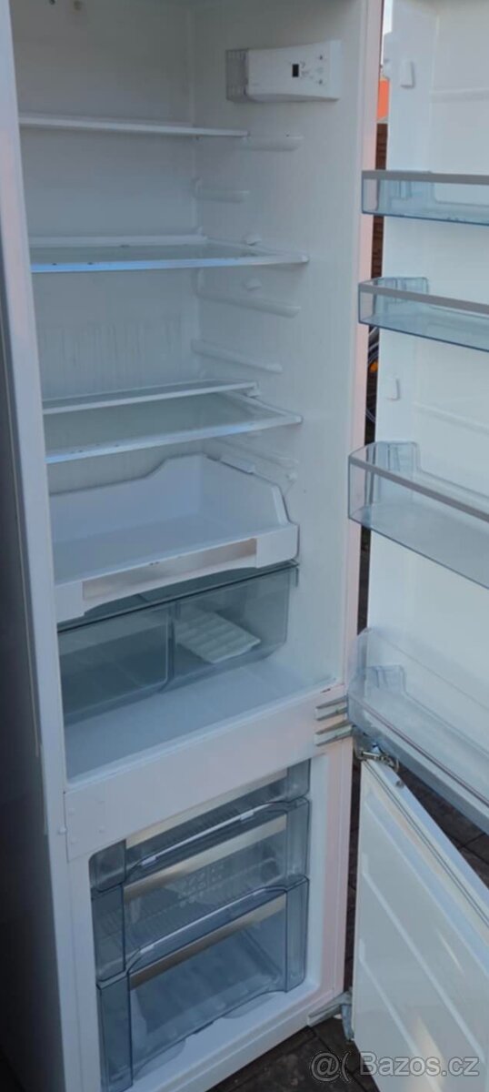 Vestavna lednice Elektrolux - 2