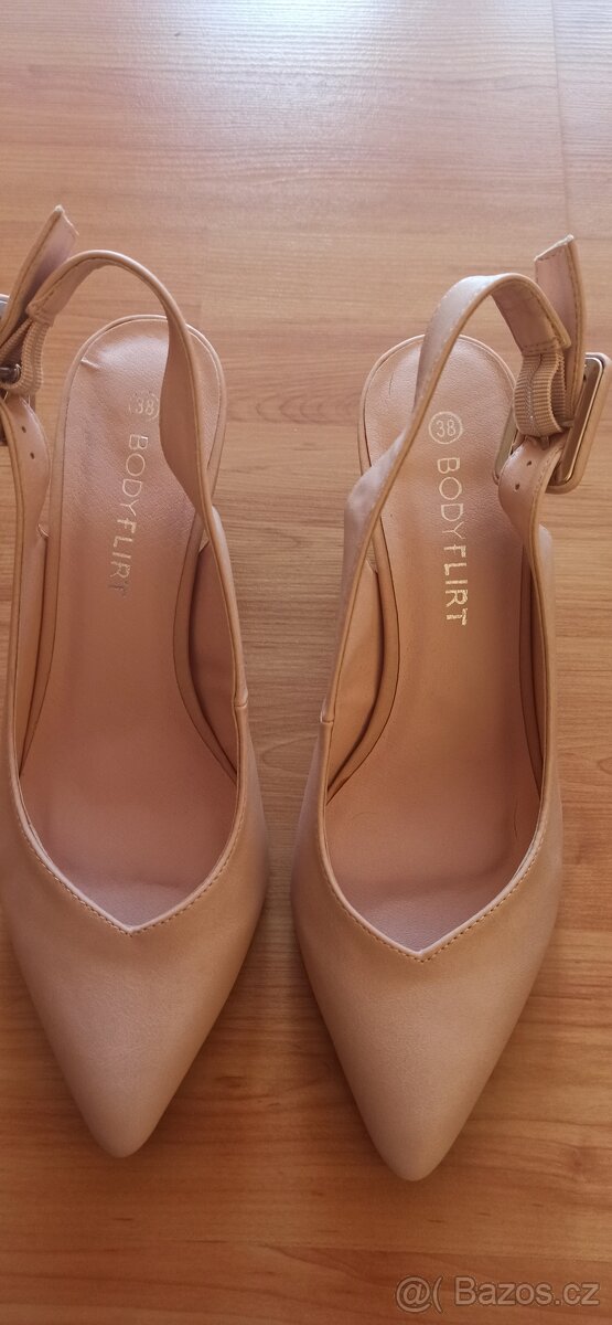 lodičky pudrová barva - 2