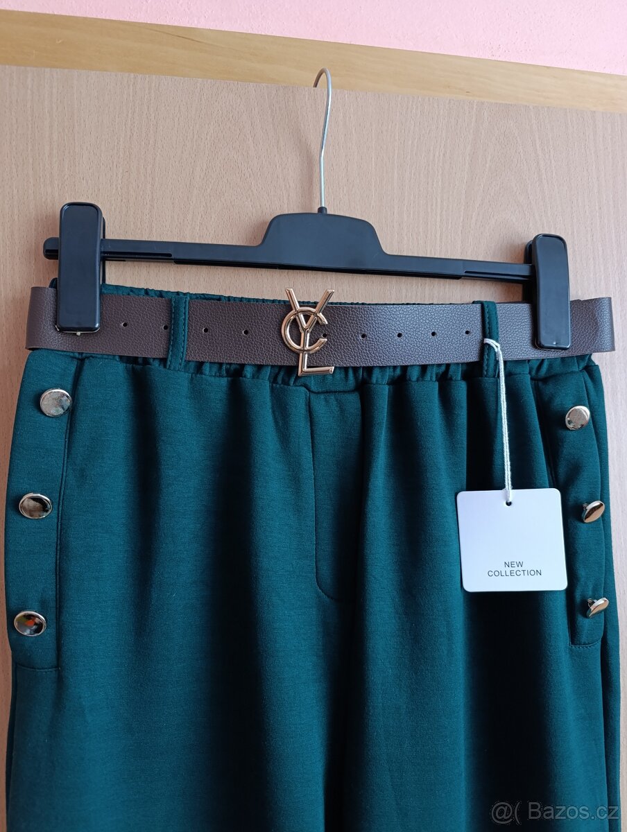 Tmavě zelené kalhoty - 2