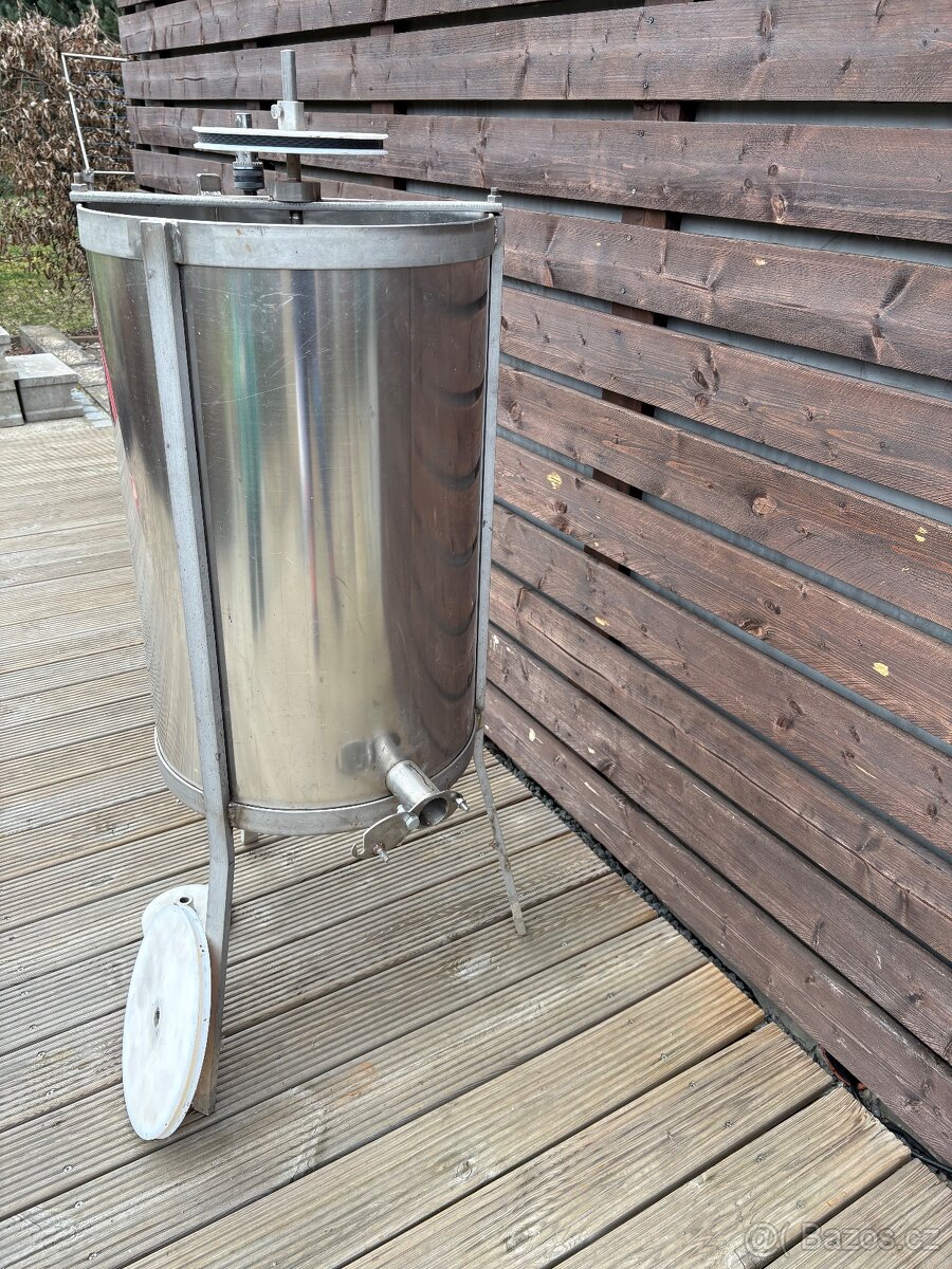 Pětirámkový nerezový medomet - 2