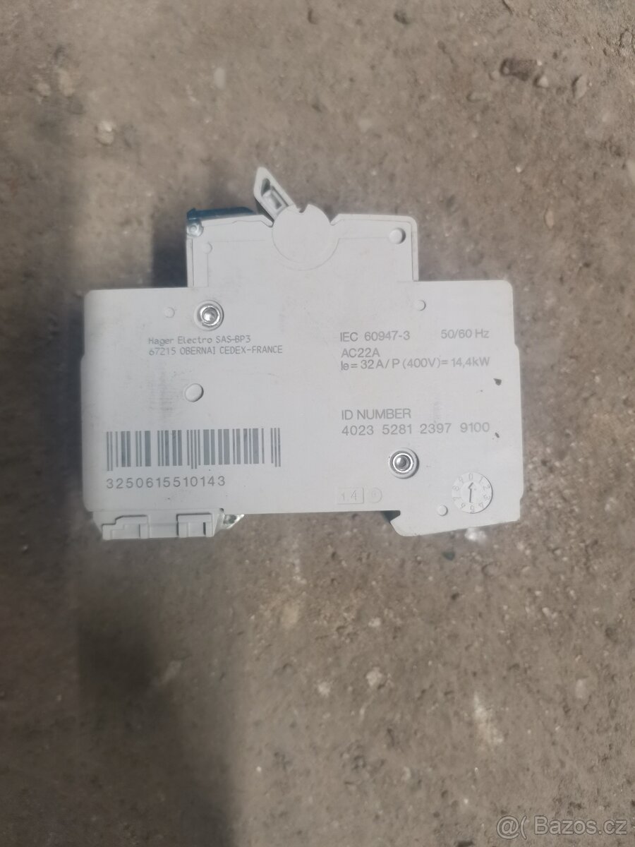 Jističe, chránič, spínač - 2