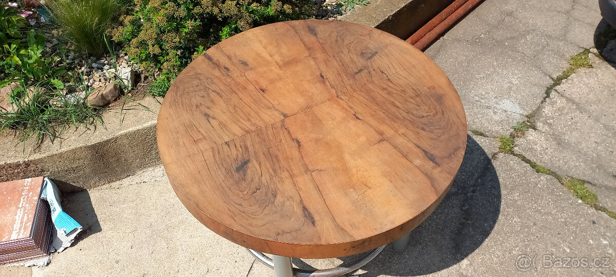 RETRO Velký kulatý stůl - 2