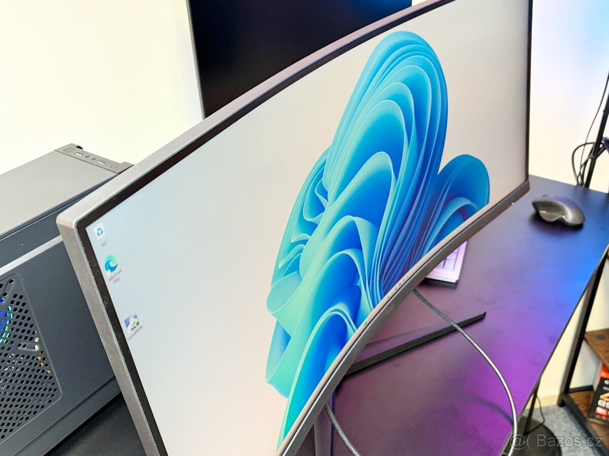 AOC | 34", 2K, 180Hz, Ultrawide - 2