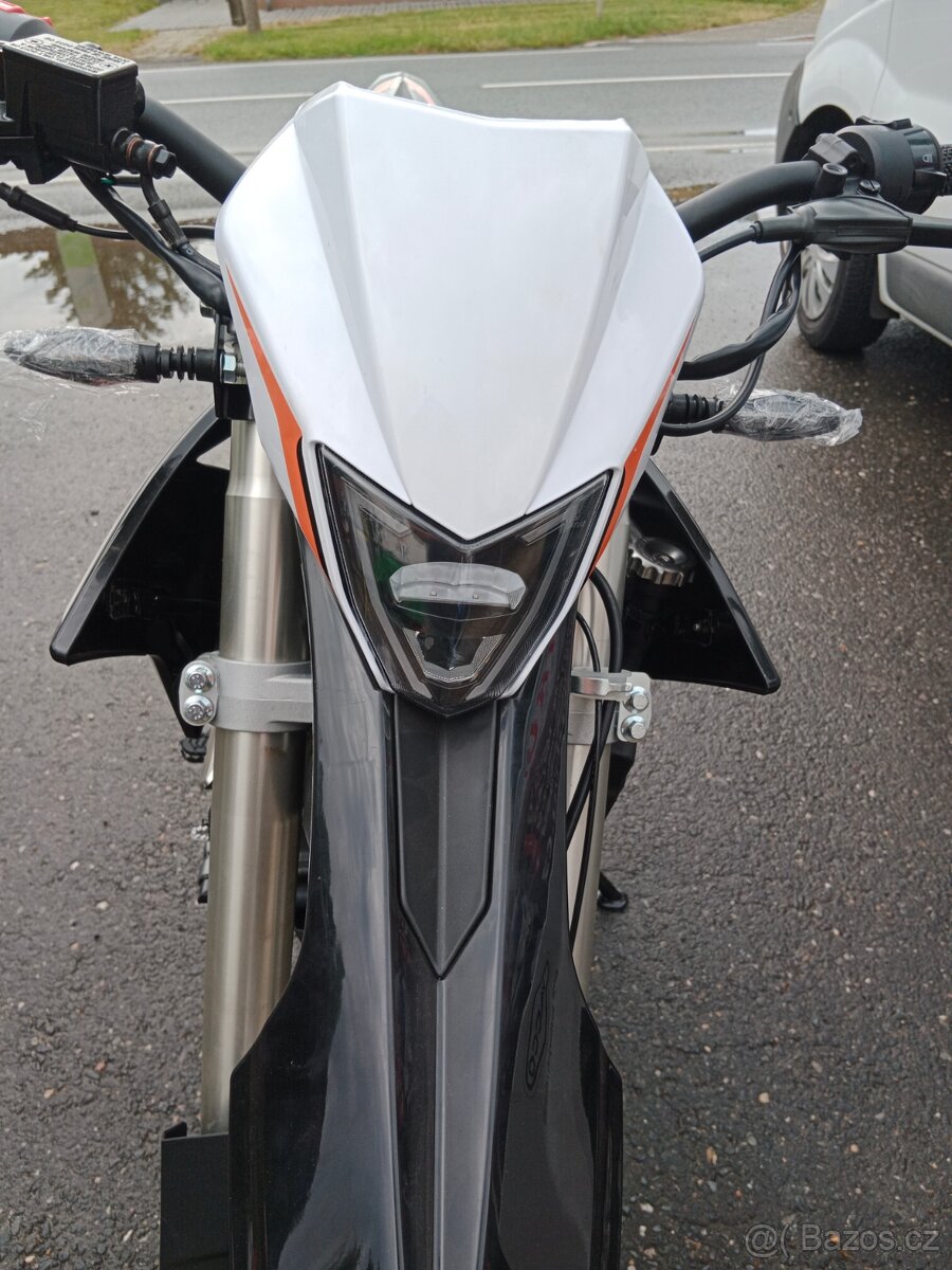 Motard 125Yuki SM - 2