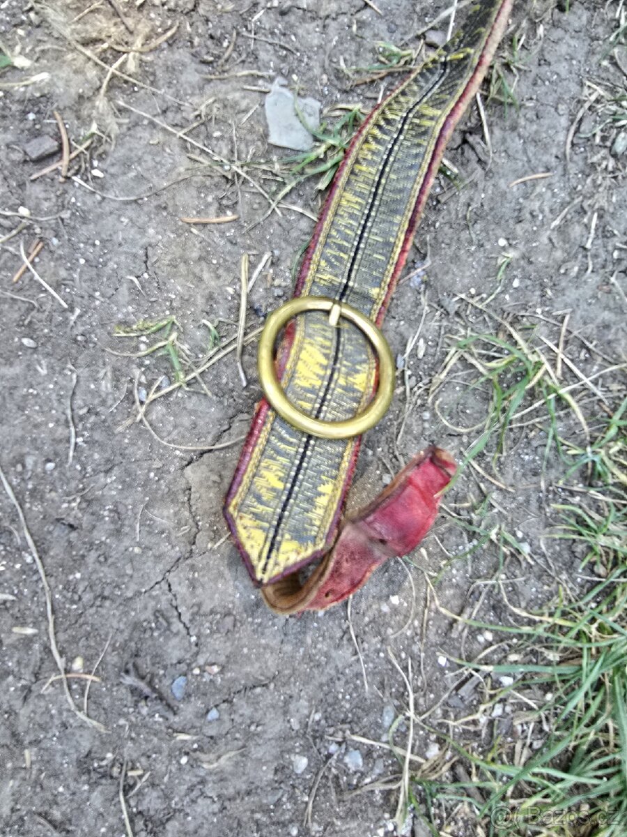 KOŽENÝ ZAVĚSTNÍK NA RU ŠAVLI - 2