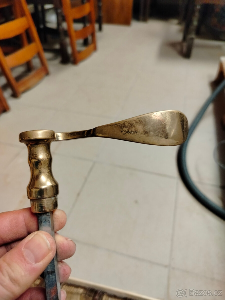 Mosazná klika a stítky - 2