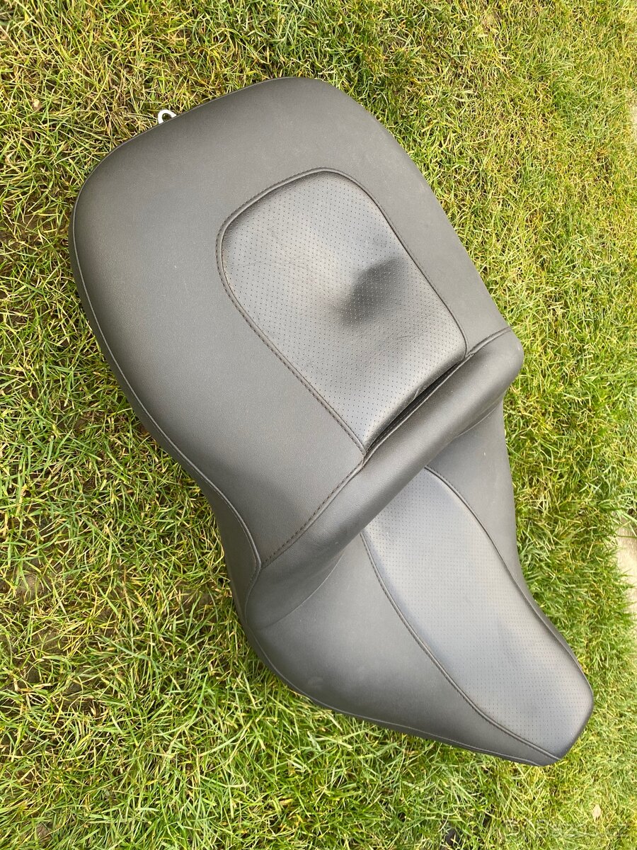 Harley Davidson sedlo - 2