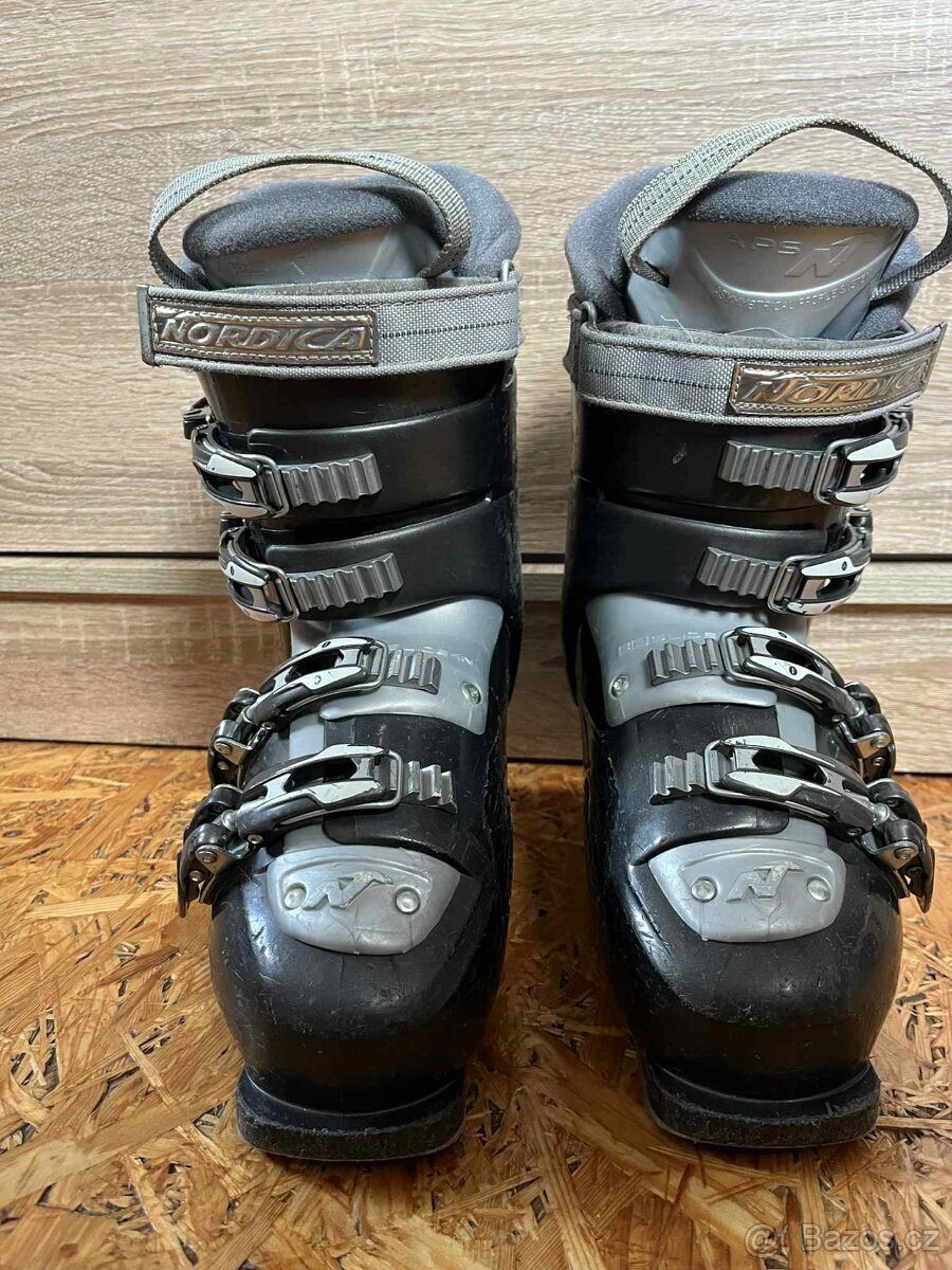 Dětské lyžařské boty Nordica, velikost 240,245 (285 mm) - 2