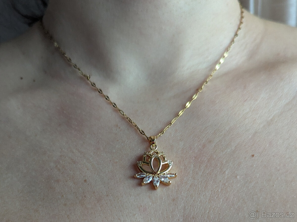 Nepoužitý přívěšek s náhrdelníkem - 2