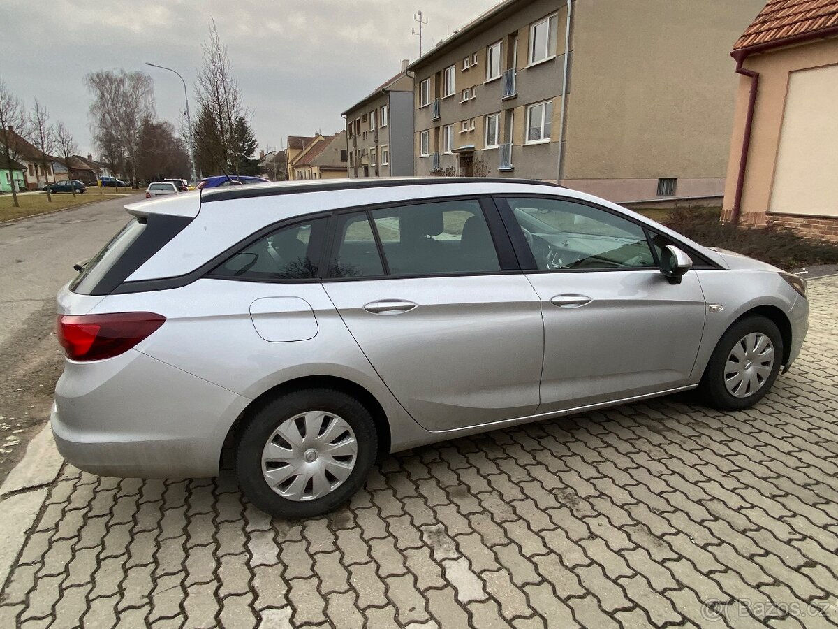 Opel Astra - 2