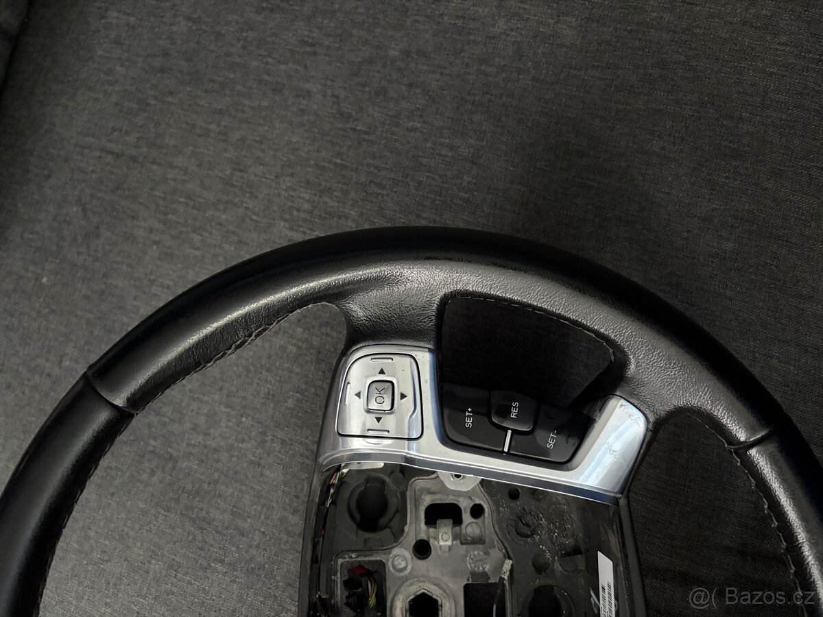 Volant Ford Mondeo MK4 po faceliftu - 2