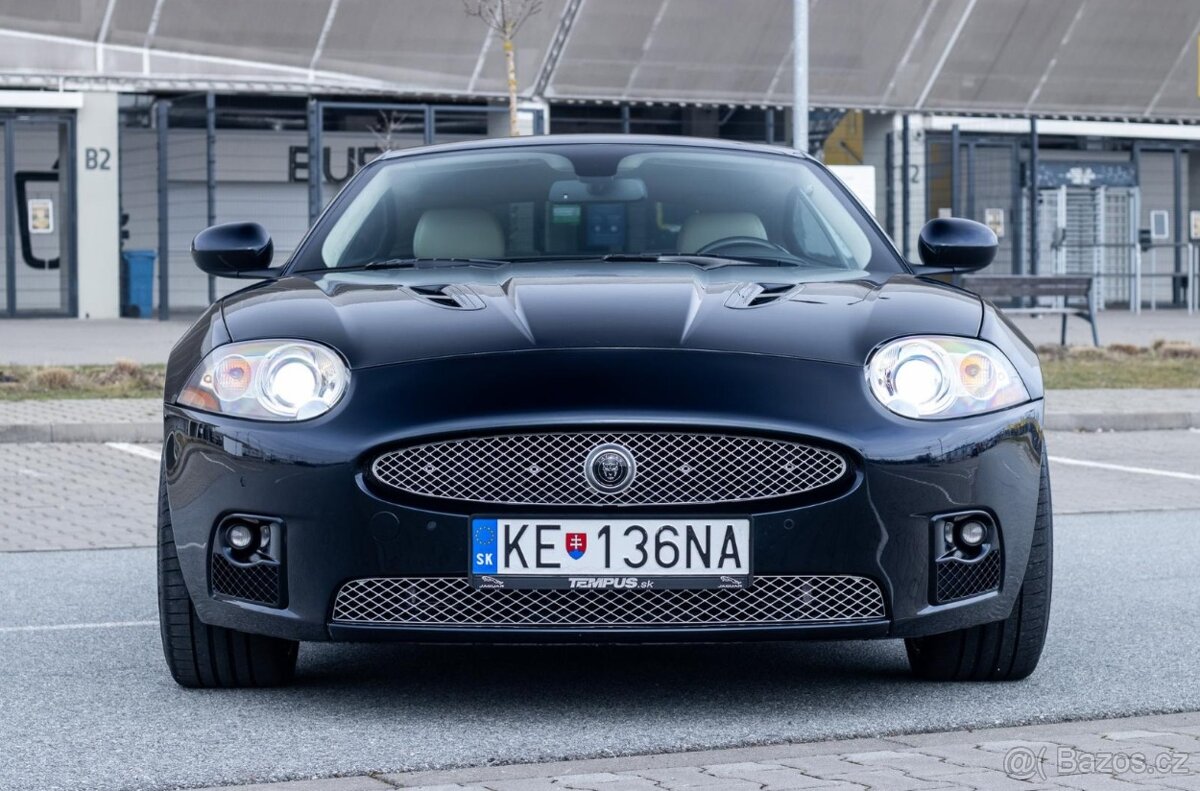Jaguar XKR 4.2 Coupé 306kW A6, (2007) - 2