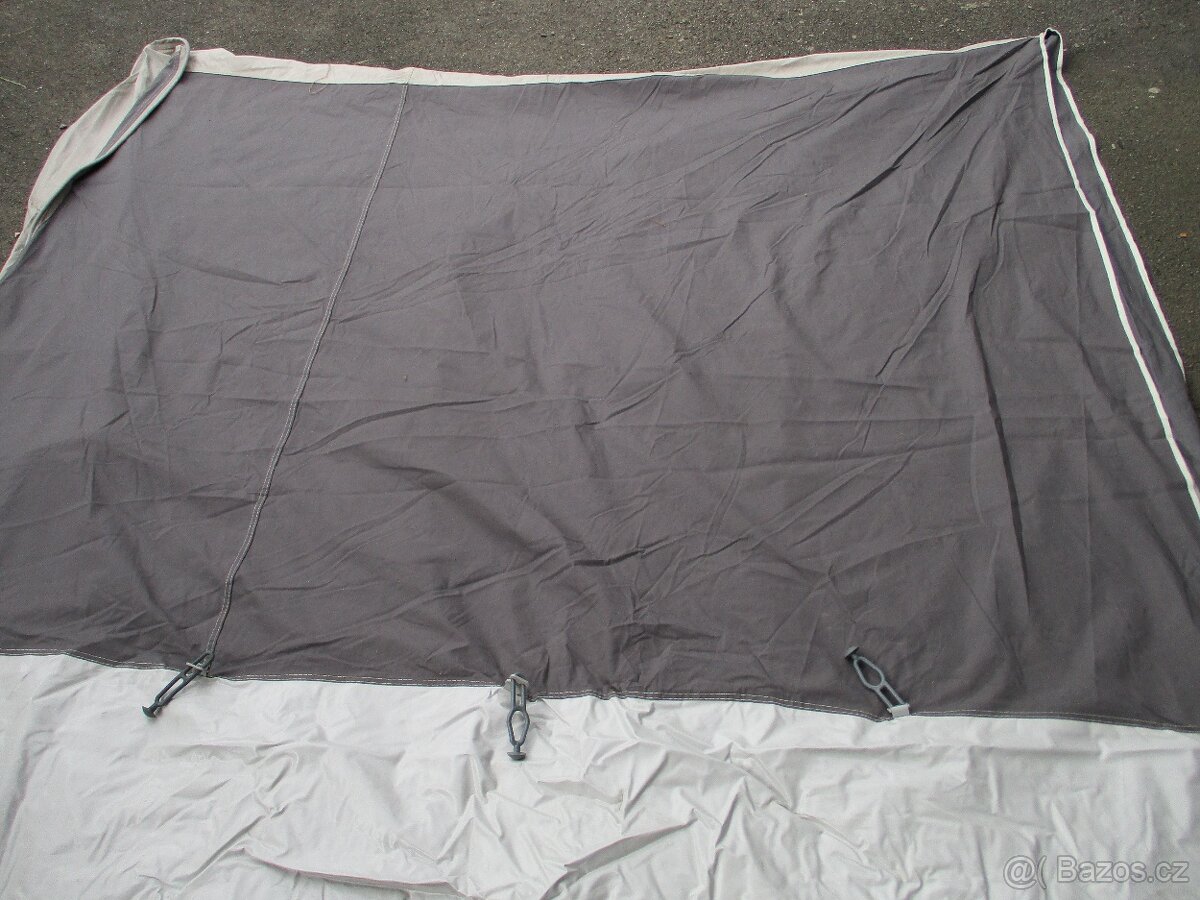 Přístřešek ke karavanu č. 020724 - 840 cm. - 2