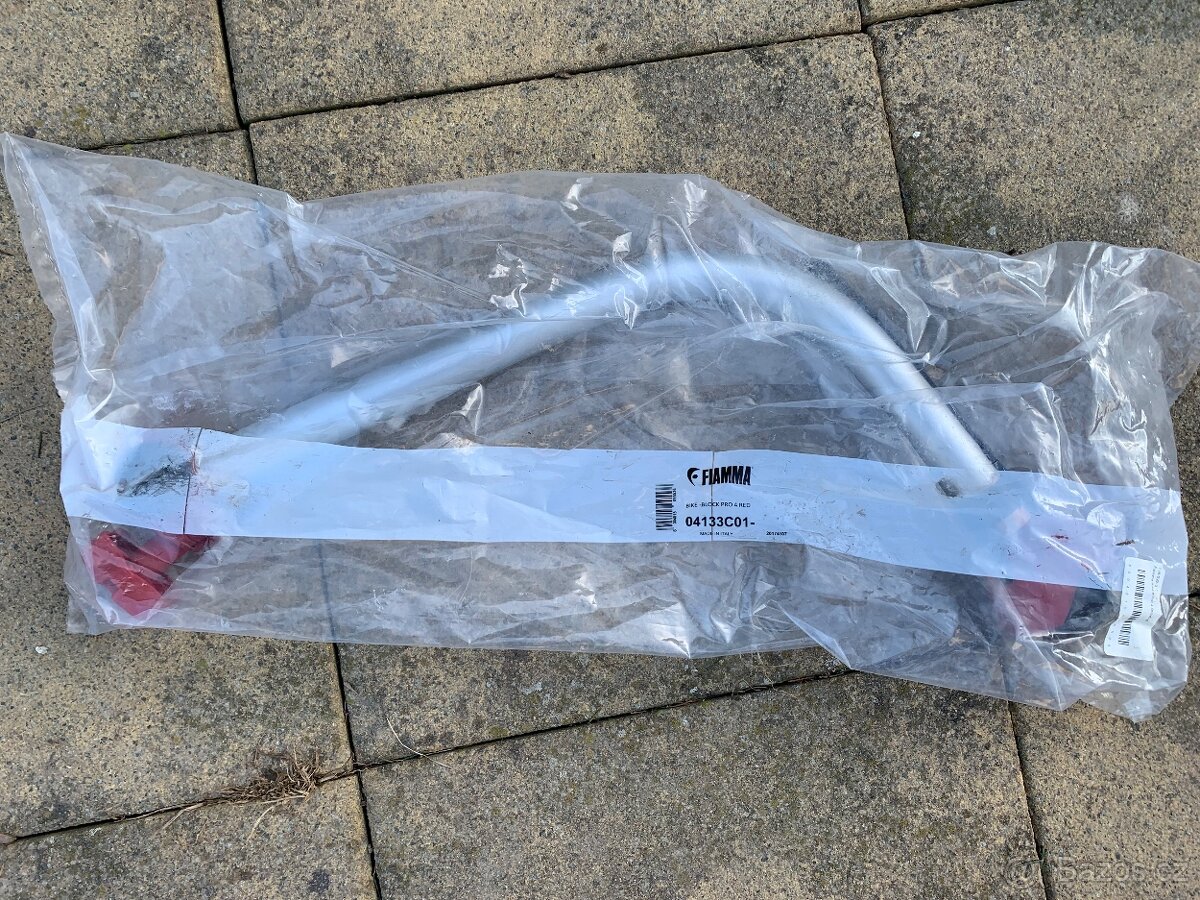 Uchyt na kola na karavan - 2