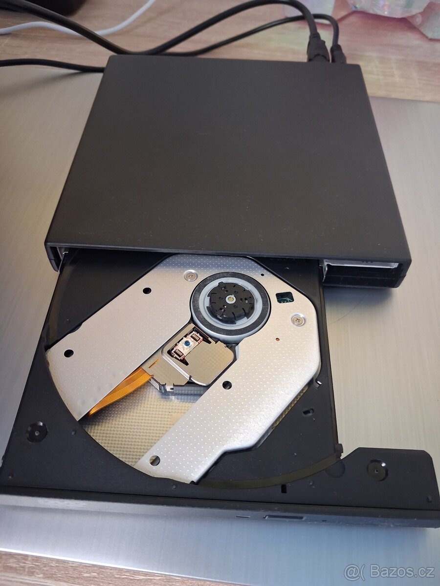 Externí vypalovačka - 2