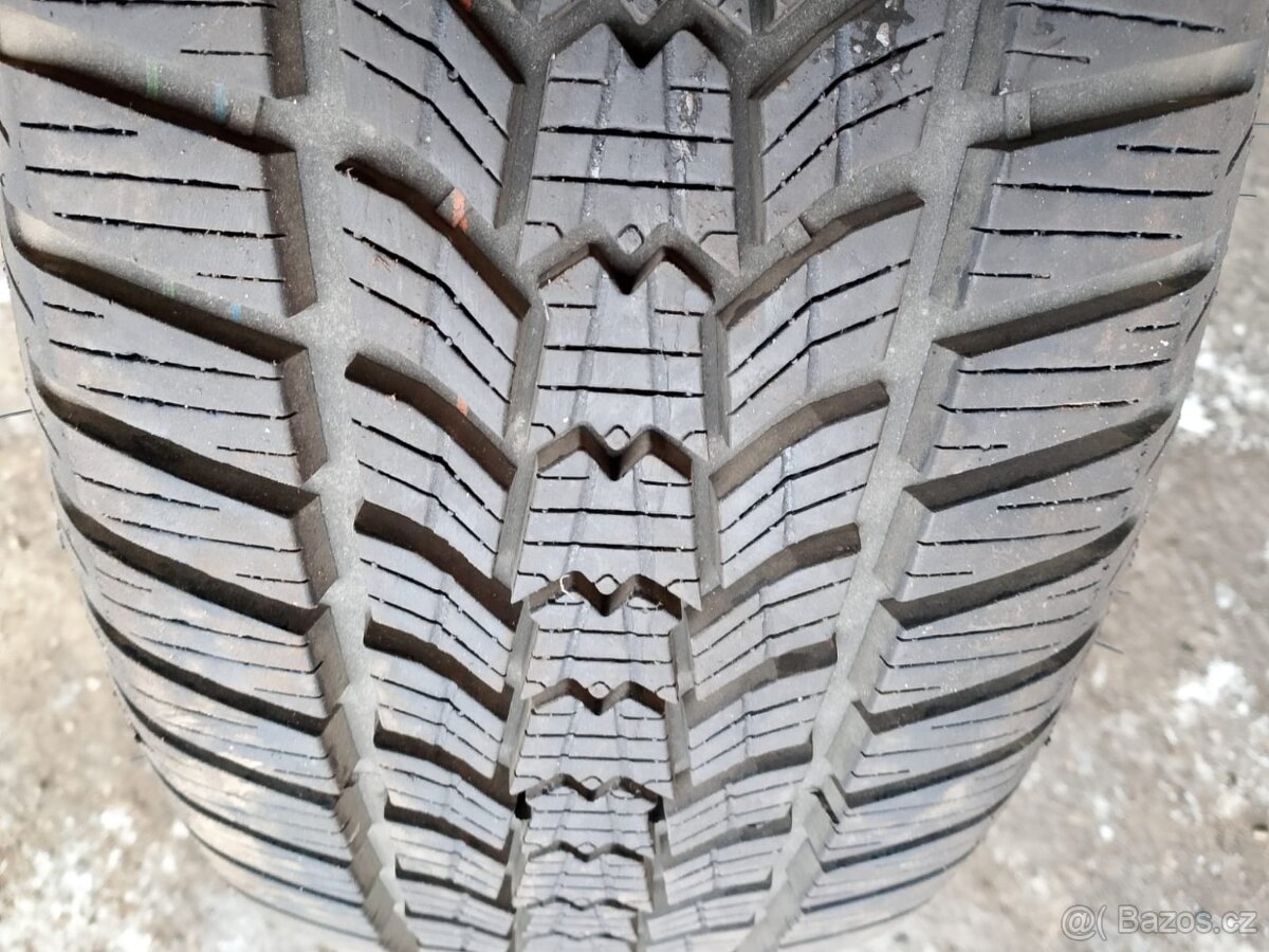 205/55/16 245/45/18 225/40/19 285/30/21 275/35/22 kusovka - 2