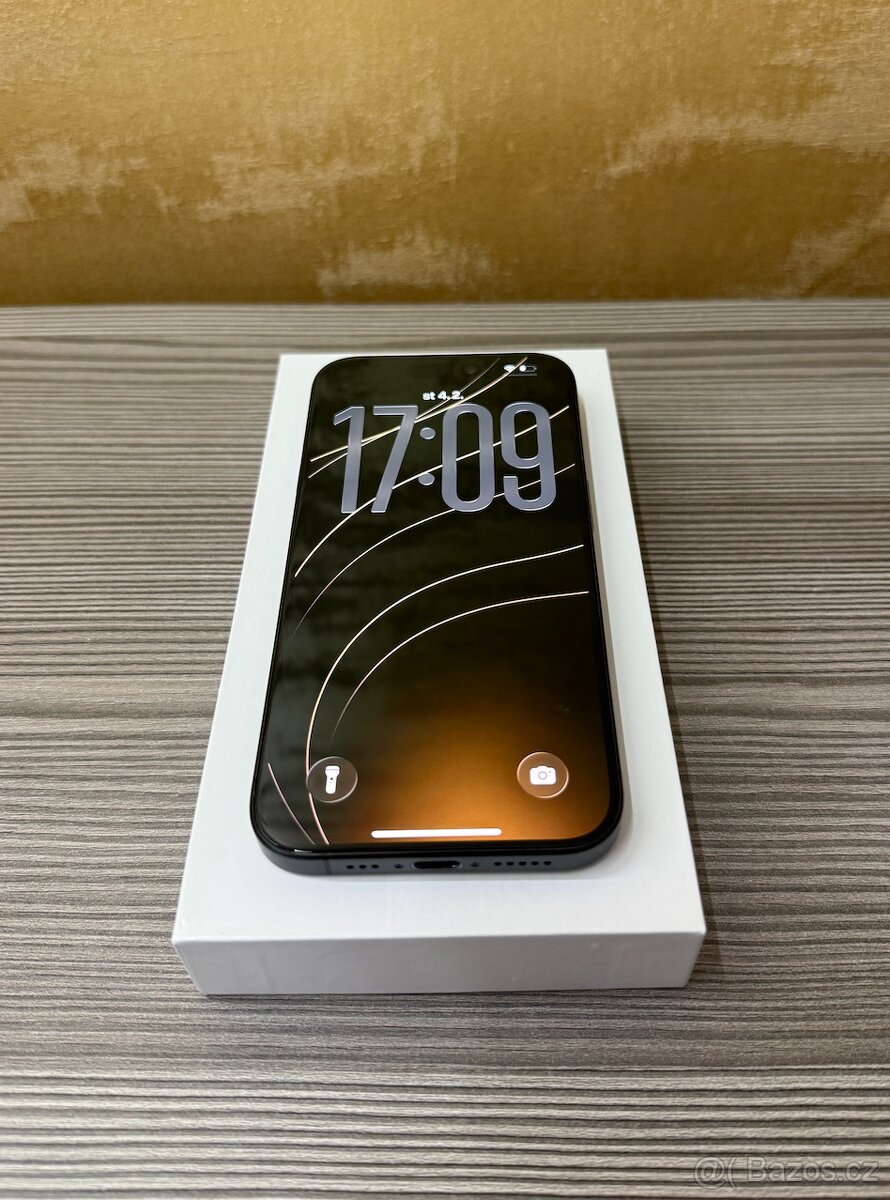 Apple iPhone 15 Pro 256GB černý, 100% baterie - 2