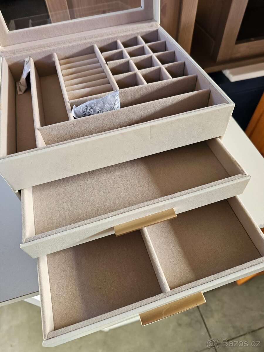 Nová šperkovnice - 2