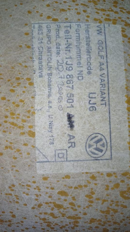 VW GOLF 4 VARIANT-COMBI - STROPNICE- TOP STAV - 2