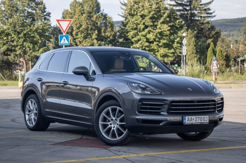 Porsche Cayenne 4x4 AT/8 - 2